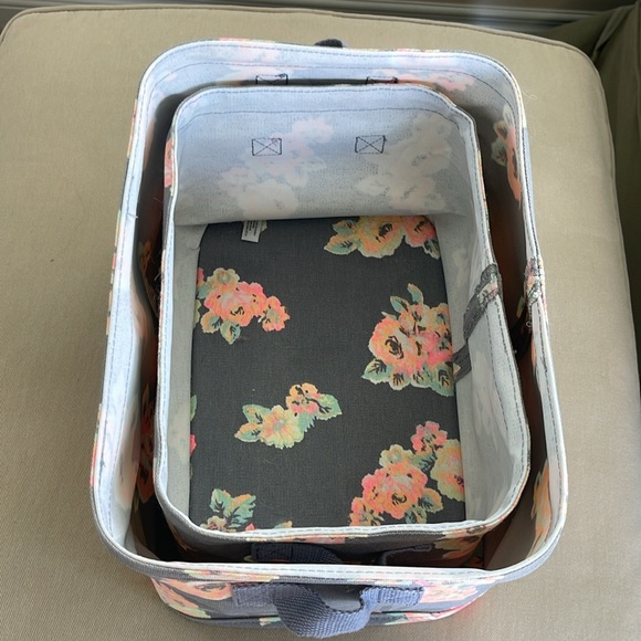 Set of 2 Rare Victoria’s Secret Pink canvas storage bins from dorm collection - Picture 5 of 8